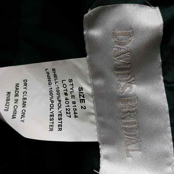 Gown - Picture 3 of 5